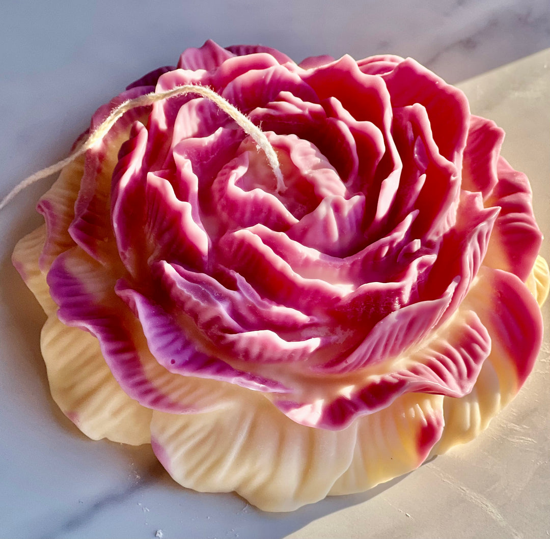 Lilac Blooming Peony Candle (extra large)